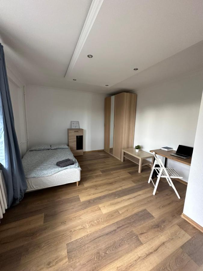 Rooms4Less Danzica Esterno foto